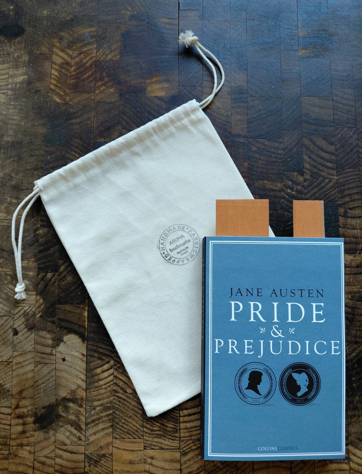 Pride & Prejudice Book & Bookmark Gift Set - Image 3