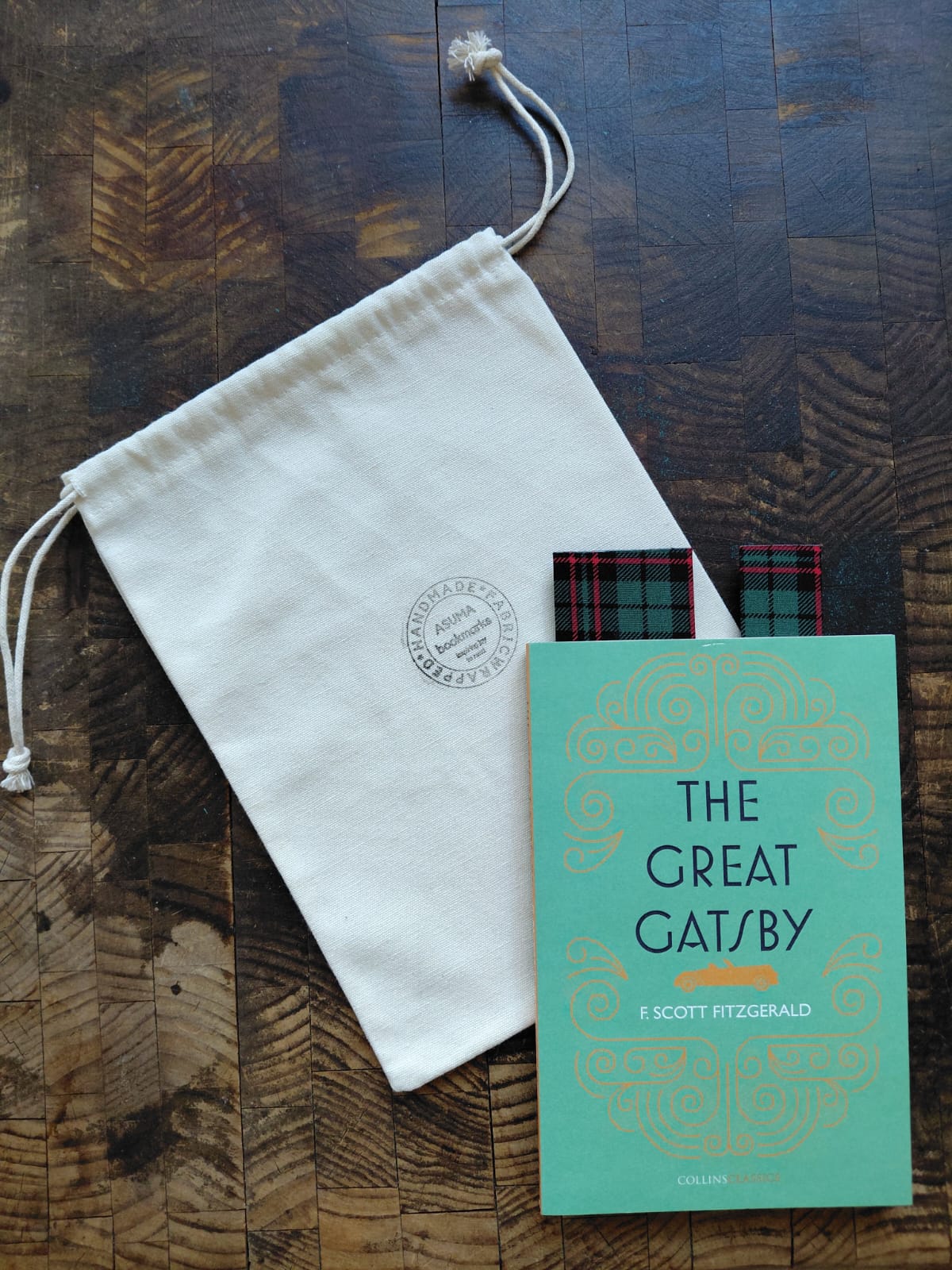 The Great Gatsby Book & Bookmark Gift Set - Image 1
